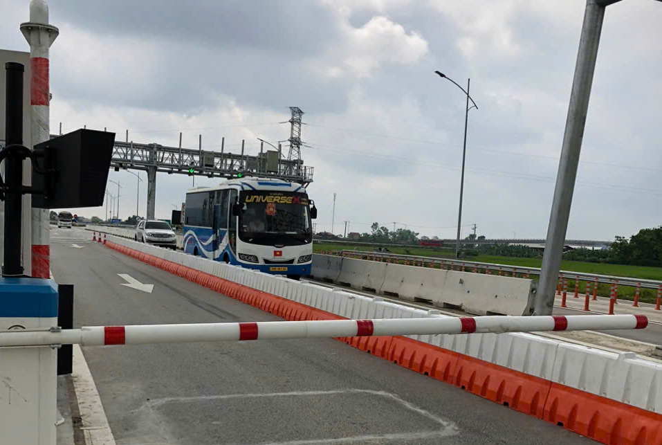 Chấp thuận mức thu phí 13 dự án thành phần cao tốc Bắc - Nam