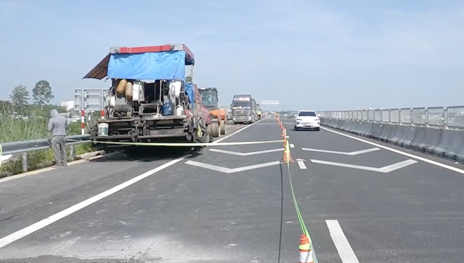 Khắc phục xong vết nứt mặt đường cao tốc Biên Hòa - Vũng Tàu
