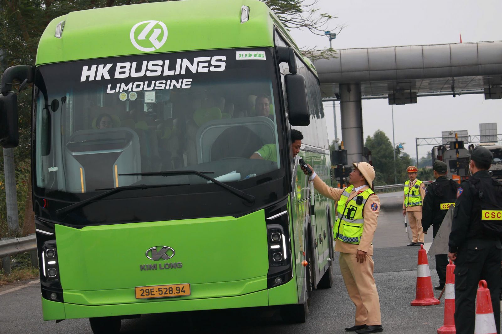 Gần 2 nghìn tài xế vi phạm nồng độ cồn bị lập biên bản trong ngày mùng 1 Tết Bính Ngọ