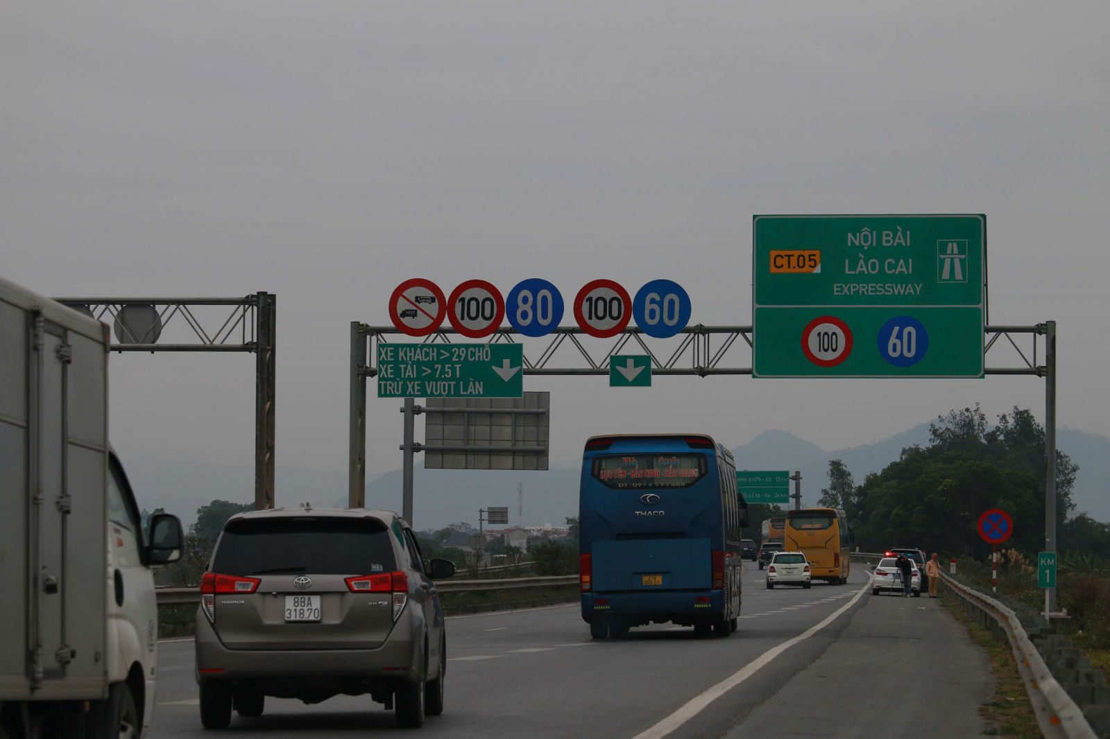 Hà Nội điều chỉnh tổ chức giao thông đoạn Quốc lộ 2 - đường dẫn vào cao tốc Nội Bài - Lào Cai