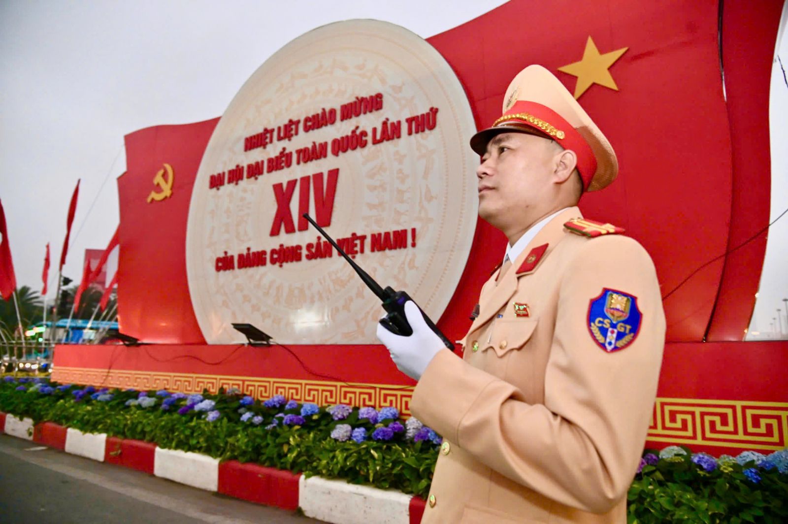 Dẫn đoàn, bảo đảm ATGT tuyệt đối phục vụ Đại hội đại biểu toàn quốc lần thứ XIV của Đảng