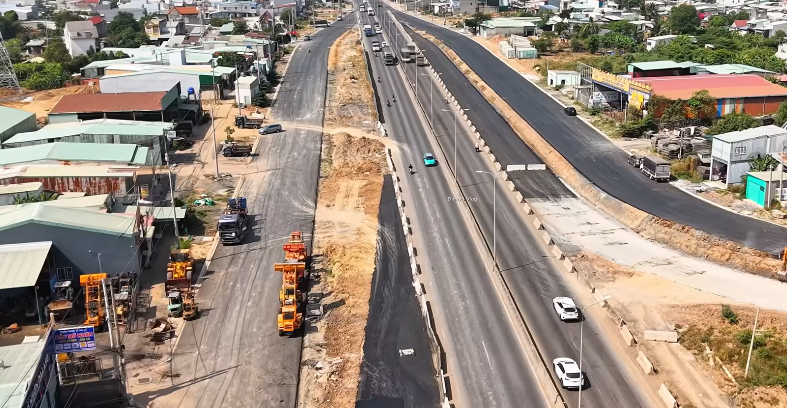 Vinaconex tăng tốc gói XL10, quyết tâm thông xe kỹ thuật cao tốc Biên Hòa - Vũng Tàu ngày 19/12