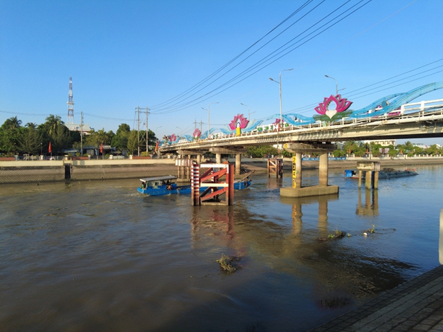 Khẩn trương tháo dỡ cầu Mỏ Cày trên QL60 qua Vĩnh Long