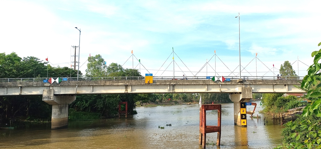 Đề nghị An Giang đẩy nhanh tiến độ GPMB dự án cầu yếu giai đoạn 2