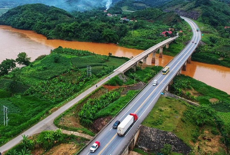 Đề nghị giao UBND tỉnh Phú Thọ quản lý tuyến đường Việt Trì - Hòa Bình để triển khai đầu tư