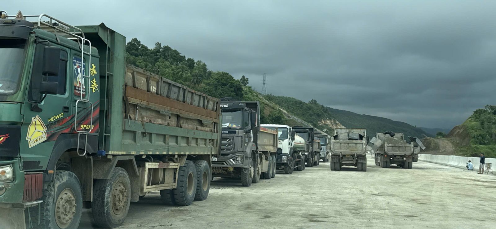 Khẩn trương giải quyết tồn tại khi thi công cao tốc Bắc - Nam qua Đắk Lắk