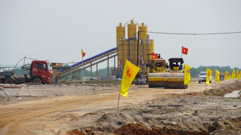 Cienco4 tăng tốc thi công dự án sân bay Quảng Trị