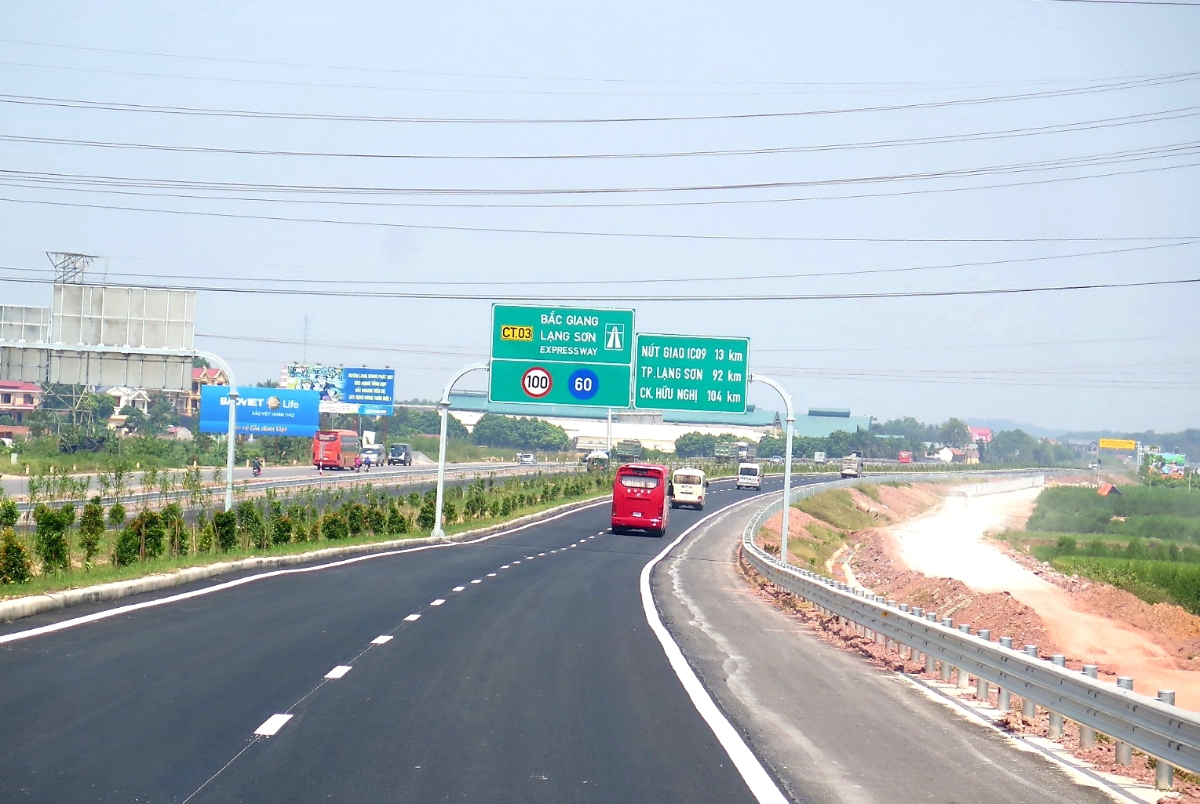Sớm triển khai nâng cấp QL1 đoạn Hà Nội - Bắc Giang thành đường cao tốc