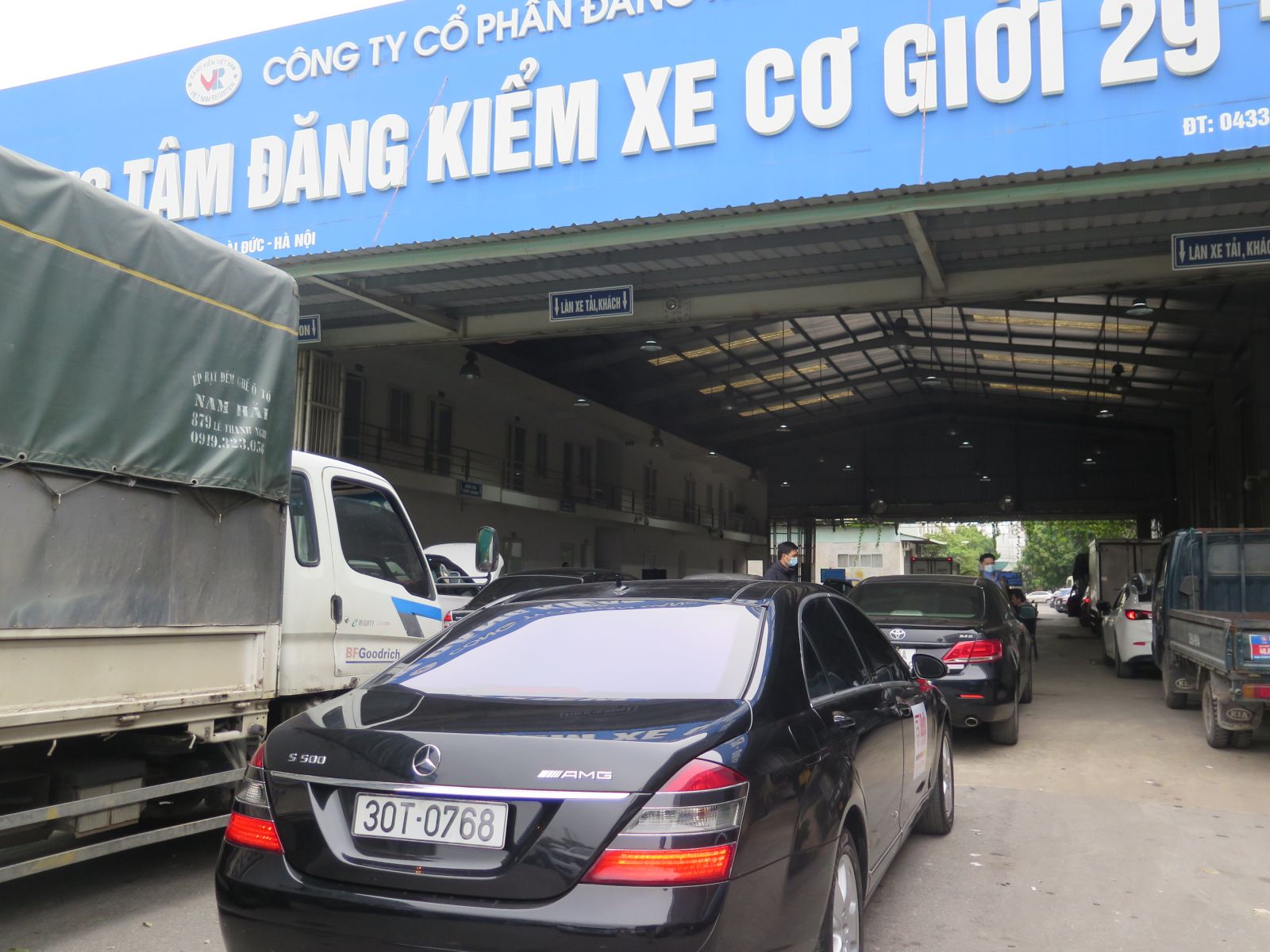 Cục Đăng kiểm Việt Nam khuyến cáo không đặt lịch đăng kiểm ô tô qua ứng dụng trực tuyến