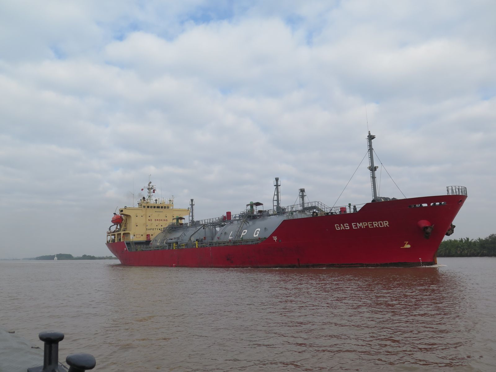 Quy định mới về cấm lưu trữ, sử dụng PFOS trong chất chữa cháy dùng trên tàu biển