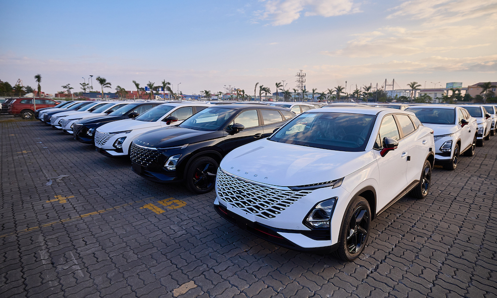 Việt Nam gia tăng nhập khẩu ô tô từ Trung Quốc