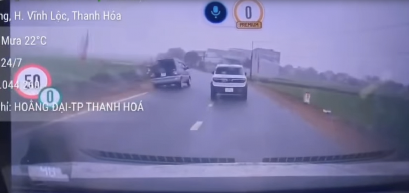 Mất lái xe khi vượt ẩu, sai lầm cần sửa của nhiều tài xế