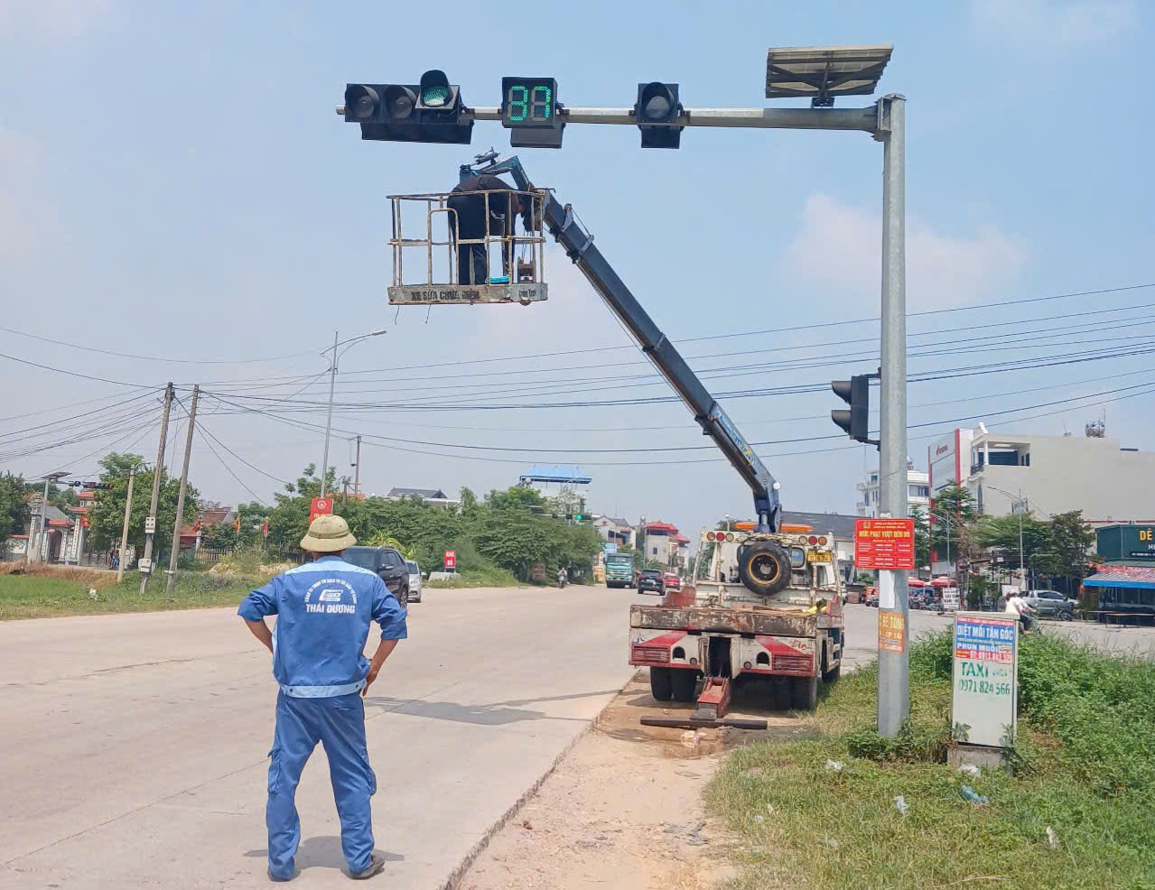 Bắc Ninh chủ động nâng chất lượng hệ thống đèn tín hiệu, chiếu sáng giao thông