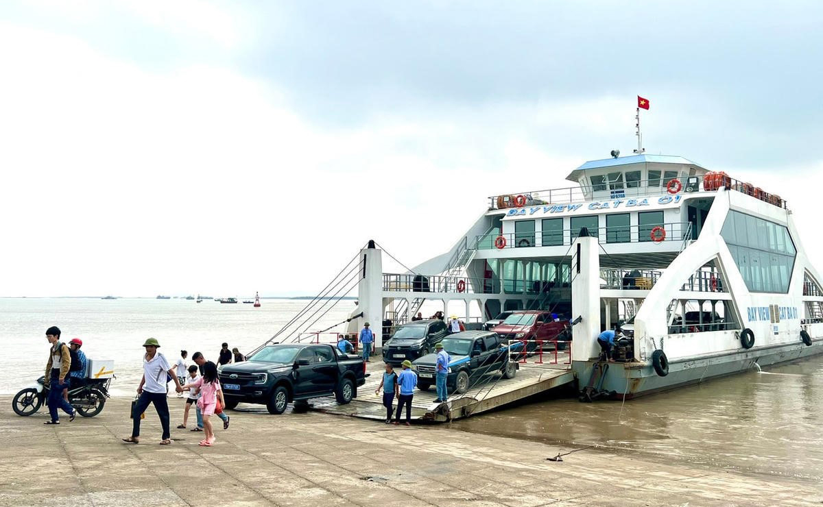 Hải Phòng:  Miễn, giảm phí cho người dân Cát Hải khi qua phà Đồng Bài - Cái Viềng