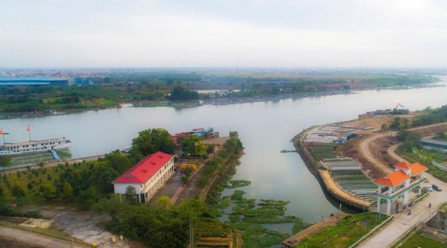 Hạn chế tàu, thuyền lưu thông trên sông Thái Bình để khảo sát xây cầu Bùi Thị Xuân