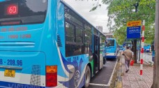 Hà Nội tăng cường xe buýt, tàu điện phục vụ kỳ thi tốt nghiệp THPT