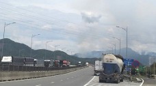 Ô tô dừng, đỗ trái phép trên cao tốc Hòa Liên - Túy Loan: Nguy cơ tai nạn hiện hữu cần xử lý nghiêm