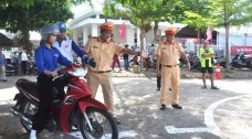 Đà Nẵng trang bị kỹ năng lái xe an toàn cho người dân ở 100% xã, phường