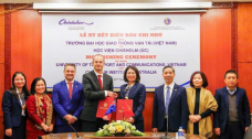 Mô hình hợp tác đào tạo chuẩn quốc tế giữa Trường Đại học Giao thông vận tải và Học viện Chisholm 