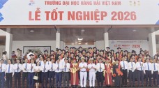 Trao bằng tốt nghiệp cho 130 tân tiến sĩ, thạc sĩ