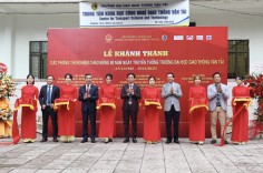 Trung tâm KHCN GTVT gắn đào tạo với nghiên cứu và mô hình hợp tác 3 nhà