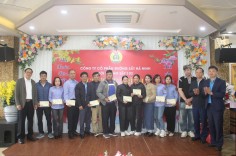 Chùm ảnh: Công ty CP Đường sắt Hà Ninh chăm lo Tết Bính Ngọ 2026 cho người lao động