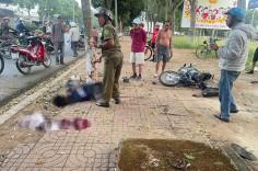 Đắk Lắk: Ba thanh niên đi xe máy tông vào gốc cây trên Quốc lộ 27 khiến hai người tử vong
