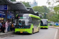 Hà Nội đầu tư, thay thế xe buýt điện