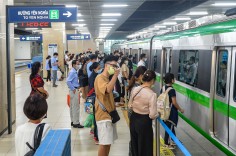 Hà Nội: 6,2 triệu lượt khách đi xe buýt, đường sắt đô thị trong dịp nghỉ lễ