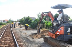 Đắk Lắk: Rào đóng vị trí nguy hiểm, đảm bảo an toàn hành lang đường sắt