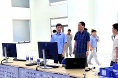 Khẩn trương hoàn thiện các điều kiện để thu phí cao tốc, đẩy nhanh tiến độ trạm dừng nghỉ