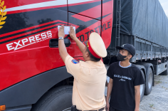Xử phạt thanh niên 18 tuổi không bằng lái, điều khiển xe đầu kéo chạy quá tốc độ ở Đắk Lắk
