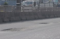 Xử lý các vị trí hư hỏng trên QL1 qua địa phận tỉnh Lâm Đồng