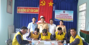 Tuy Phước chủ động tuyên truyền nâng cao nhận thức an toàn giao thông