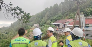 Chủ động ứng phó mưa lớn, sạt lở, đảm bảo giao thông tại miền Trung và Tây Nguyên