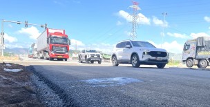 Nút giao QL14B – cao tốc Hòa Liên – Túy Loan thoát cảnh xe nối đuôi chờ đèn