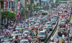 Không để xảy ra ùn tắc kéo dài trên các tuyến đường vào các đô thị lớn