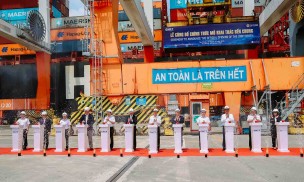 Khai thác bến chung tại cảng biển Cái Mép - Thị Vải