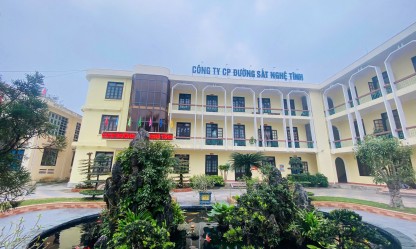 Nỗ lực bảo đảm an toàn chạy tàu, nâng chất lượng đường sắt qua Nghệ An – Hà Tĩnh