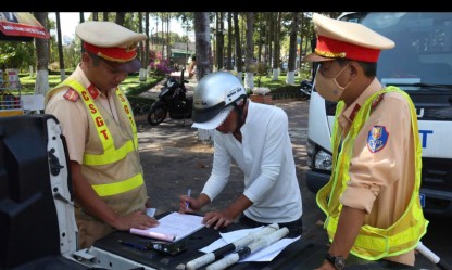 Lâm Đồng xử lý hơn 1.100 vi phạm giao thông dịp Tết