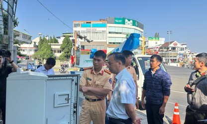 Lâm Đồng thí điểm hệ thống điều khiển giao thông thông minh tại hai nút giao ở Đà Lạt