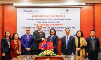 Mô hình hợp tác đào tạo chuẩn quốc tế giữa Trường Đại học Giao thông vận tải và Học viện Chisholm 