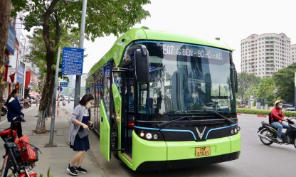 Hà Nội: Xây dựng kế hoạch hỗ trợ chuyển đổi phương tiện giao thông