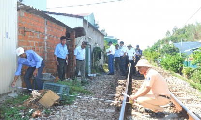 Quảng Ngãi: Xử lý công trình xây dựng trong phạm vi bảo vệ kết cấu công trình đường sắt