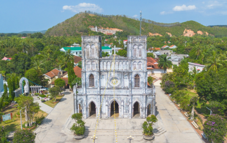 Đắk Lắk đề xuất điều chỉnh hướng tuyến đường sắt tốc độ cao để tránh ảnh hưởng di tích, công trình an ninh
