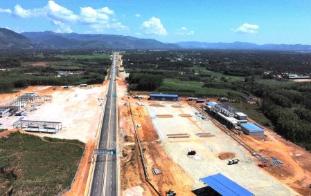 Cao tốc Bắc - Nam qua miền Trung: Không để khoảng trống trong quản lý, bảo đảm an toàn khai thác