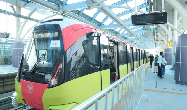 Vận tải công cộng Hà Nội sẵn sàng phục vụ cao điểm Tết Bính Ngọ