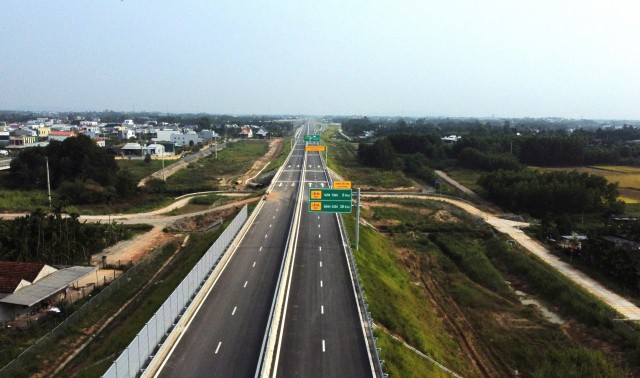 Chủ động khai thác an toàn các tuyến cao tốc qua miền Trung