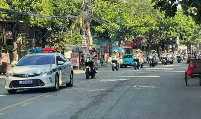 Quảng Ngãi: Ra quân cao điểm bảo đảm ATGT