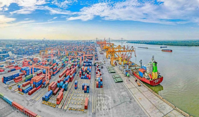 Nhiều yêu cầu mới đối với trang thiết bị dùng để nhận, trả hoa tiêu trên tàu biển 